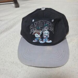 Vintage 1993 Raiders Hat Snap Back Taz‎ & Bugs Bunny Size - Youth snapback hat